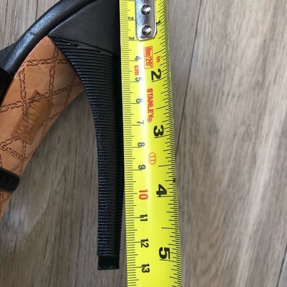 L.A.M.B. Like New Stilettos   🎉HOST PICK​​ - Picture 3 of 15